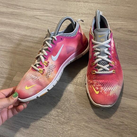 Nike Free women's pink tie dye athletic running sneakers size 7.5 - Picture 4 of 6